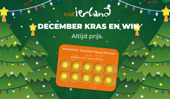 Een feestelijke afbeelding met kerstbomen, kleurrijke lichtjes en sterren. De tekst luidt Echt Ierland DECEMBER KRAS EN WIN Altijd prijs. Daaronder staat een oranje jubileumcadeautje met de tekst Echt Ierland - December Kras en Win Actie met tien gouden krascirkels. | Echt Ierland Vakanties